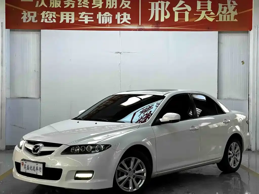 Mazda6 2015 2.0L automatic fashion model