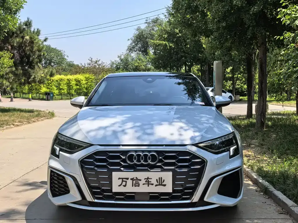 Audi A3 2023 A3L Limousine 35 TFSI Fashionable and Sporty