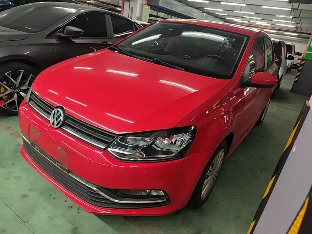 Polo 2016 1.6L automatic comfort model