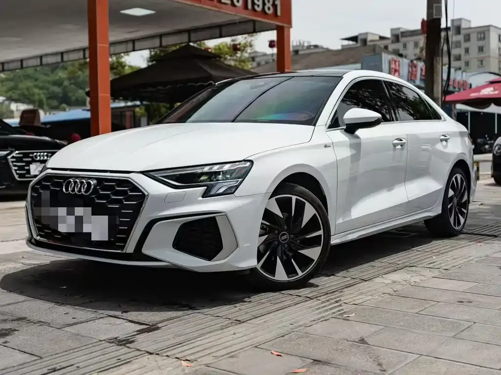 Audi A3 2023 A3L Limousine 35 TFSI Fashionable and Sporty