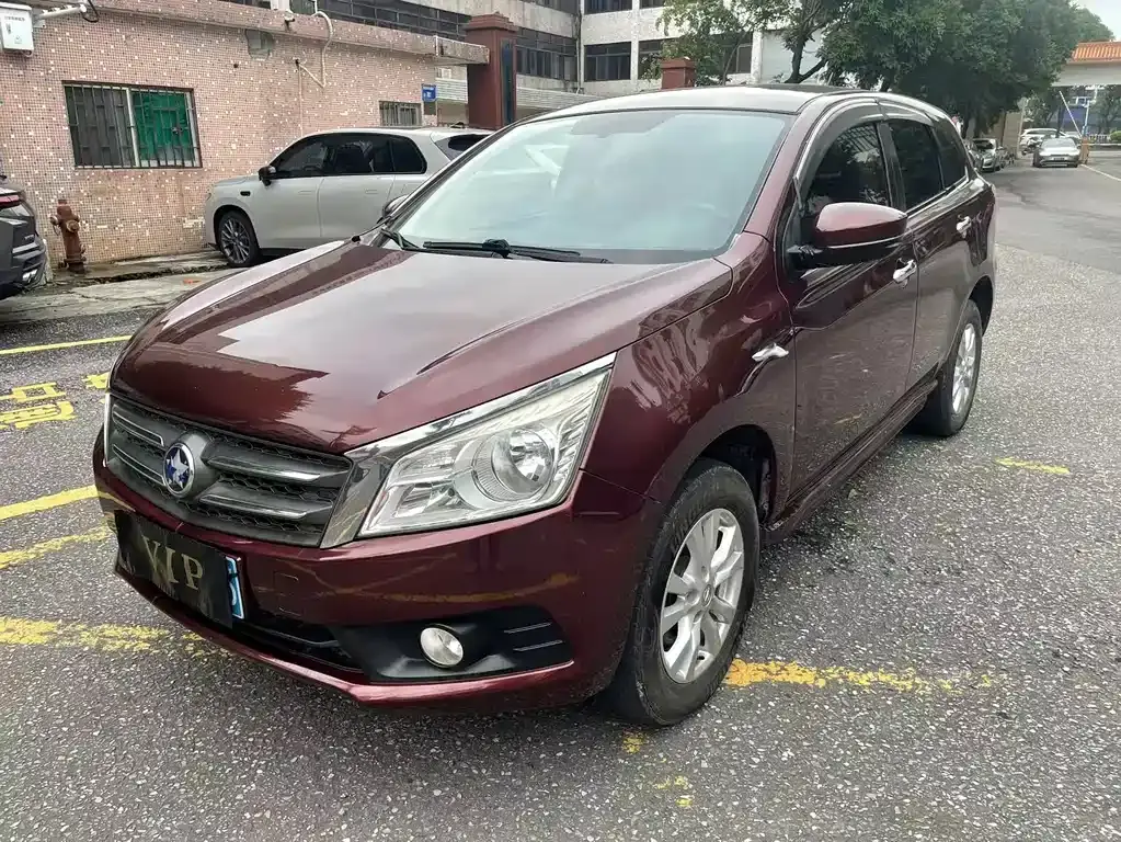 Venucia T70 2015 1.6L manual Ruixing version