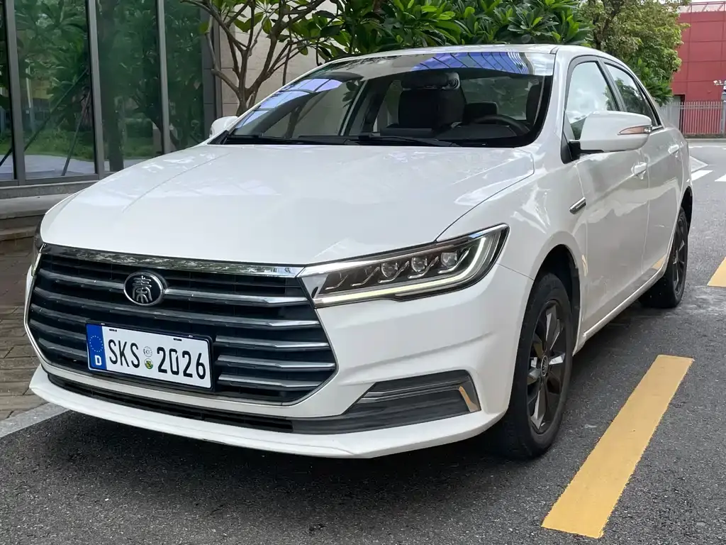 Qin 2019 1.5L automatic premium model