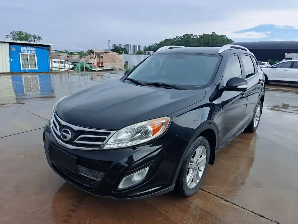 Trumpchi GS5 2014 2.0L automatic two-wheel drive super version
