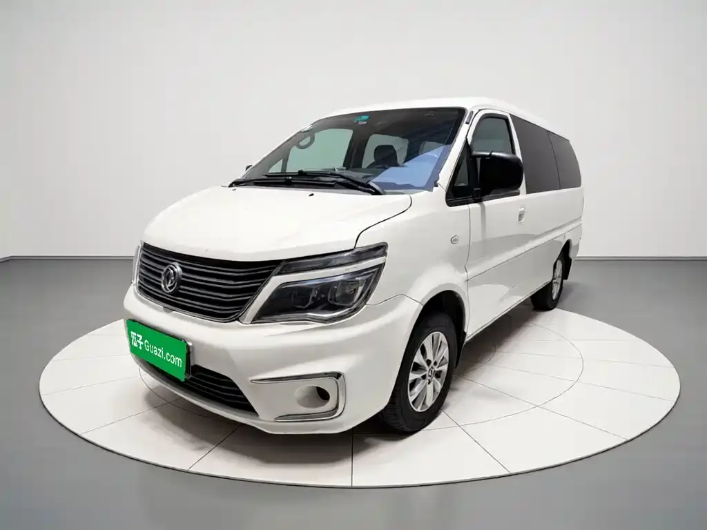 Lingzhi 2017 M5L 1.6L 7-seat comfort model