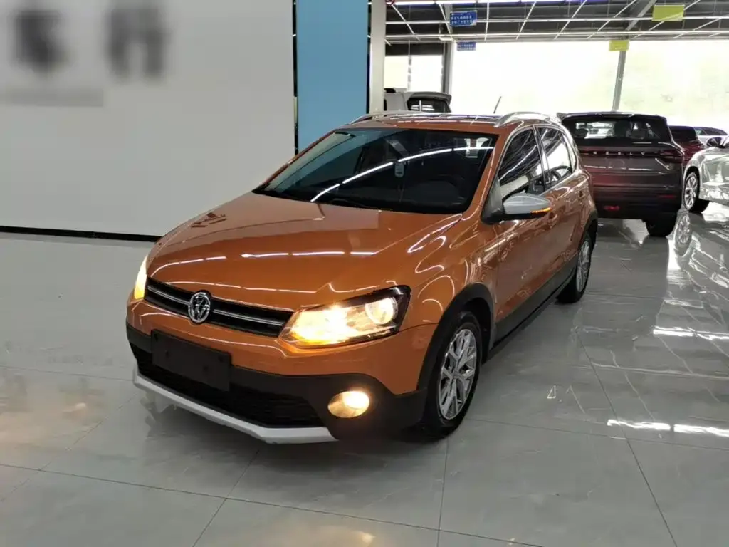 Polo 2016 1.6L Cross Polo automatic