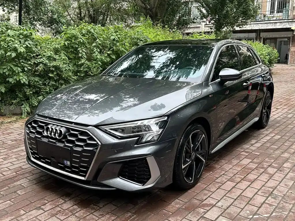Audi A3 2023 Sportback 35 TFSI stylish and sporty