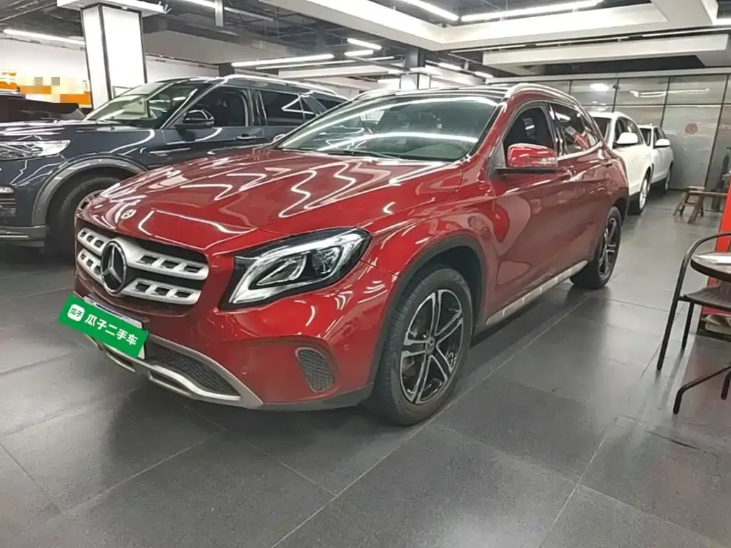 Mercedes-BenzGLA 2018 GLA 200 Fashion Model