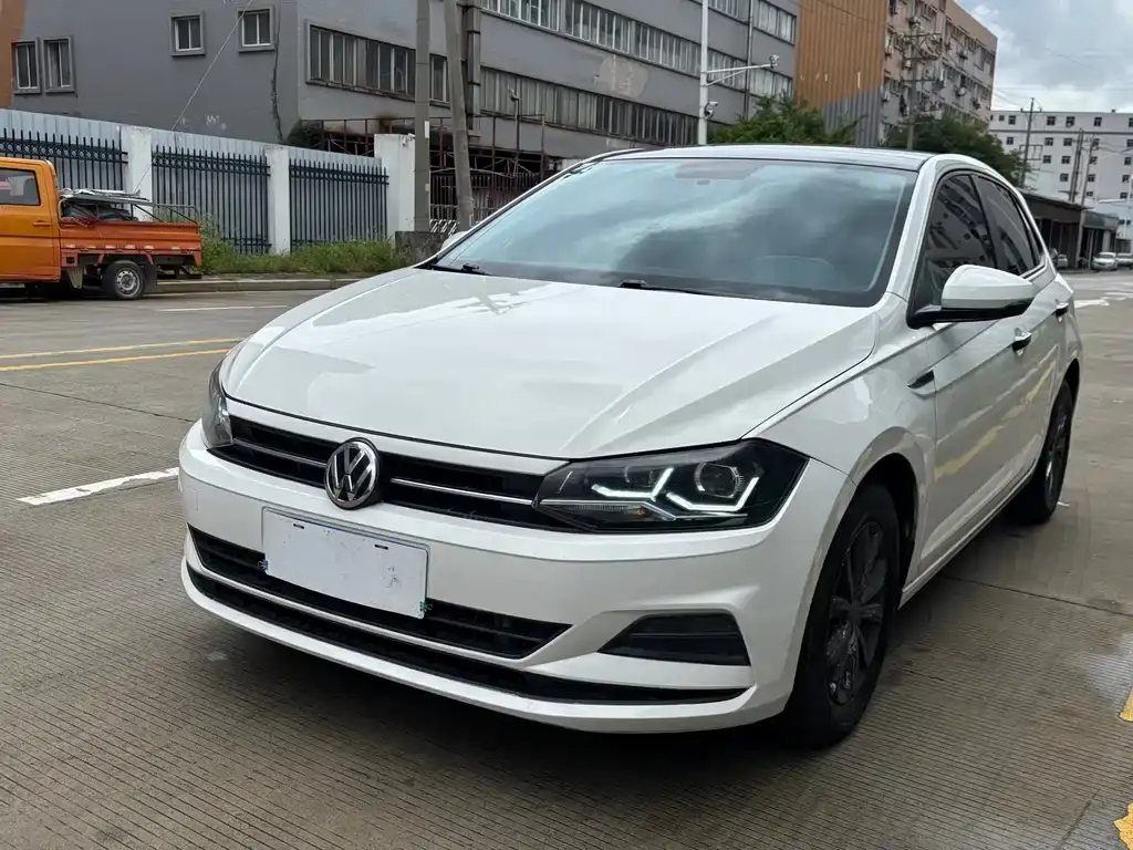Polo 2019 Plus 1.5L Automatic Colorful Technology Edition