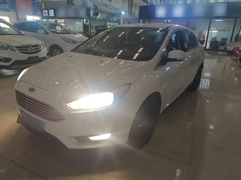 Focus 2017 sedan 1.6L automatic stylish smart mobility version