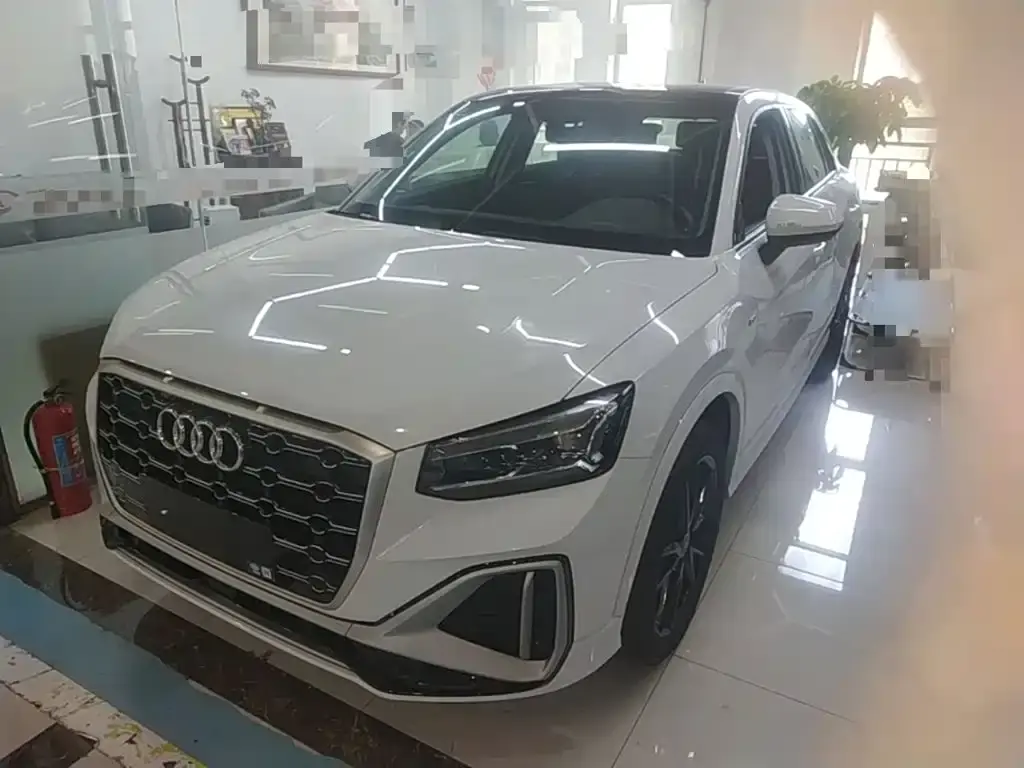 Audi Q2L 2022 35 TFSI aggressive and dynamic model
