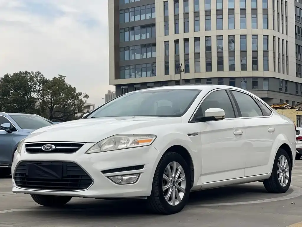 Zhisheng 2013 2.3L Fashion Model