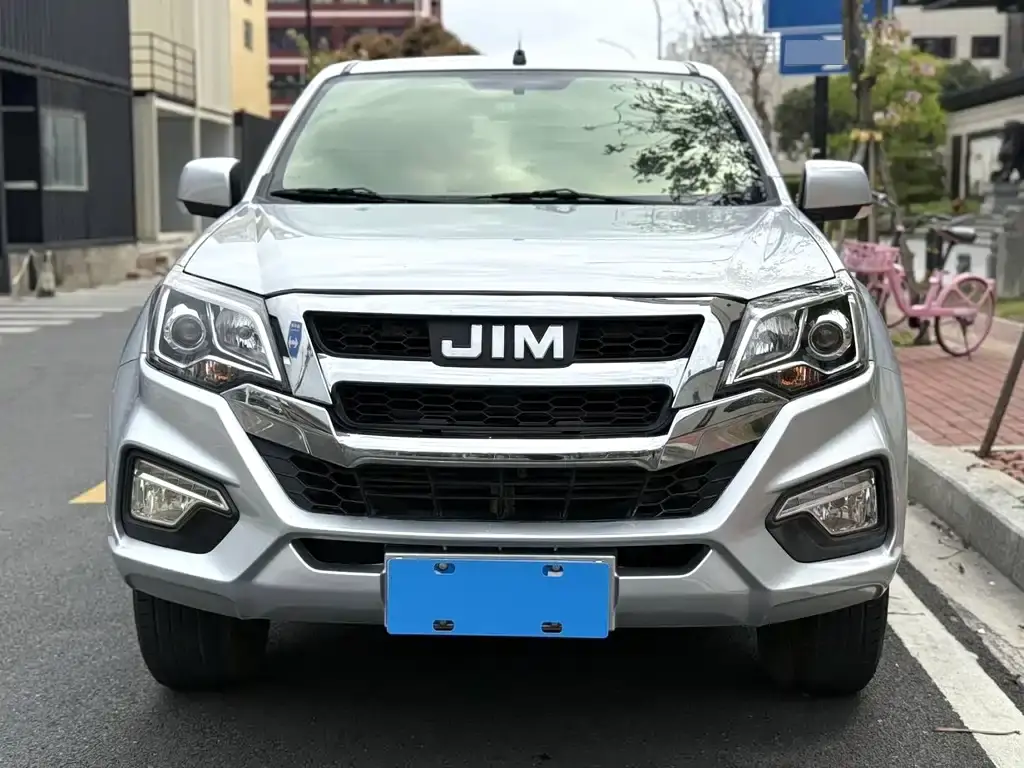 RE-MAX 2022 2.8T classic diesel two-wheel drive comfortable long-axle version JE493ZLQ6E