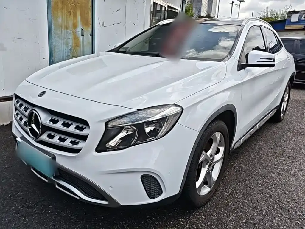 Mercedes-BenzGLA 2019 GLA 200 Dynamic