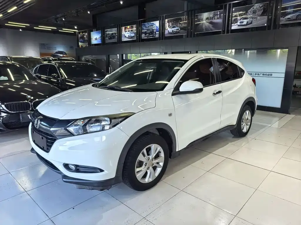 Binzhi 2017 1.5L CVT two-wheel drive comfort model