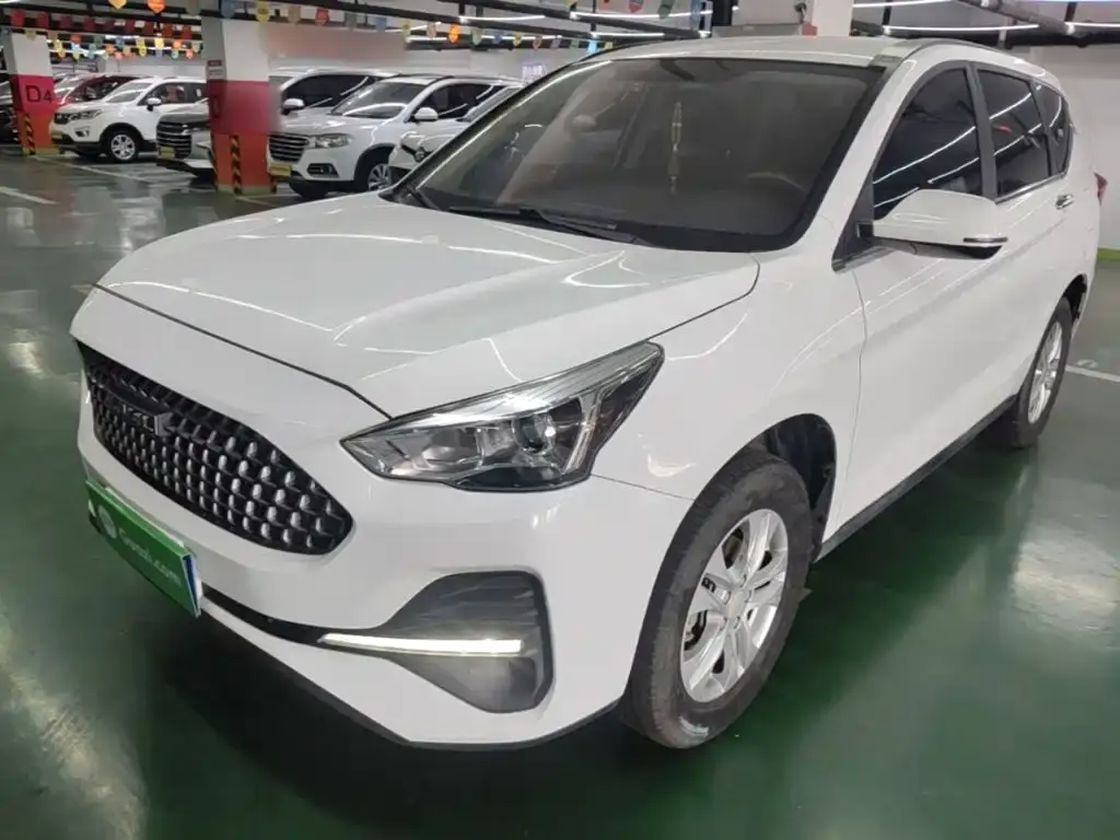 Haval M6 2019 1.5T manual two-wheel drive urban model National VI