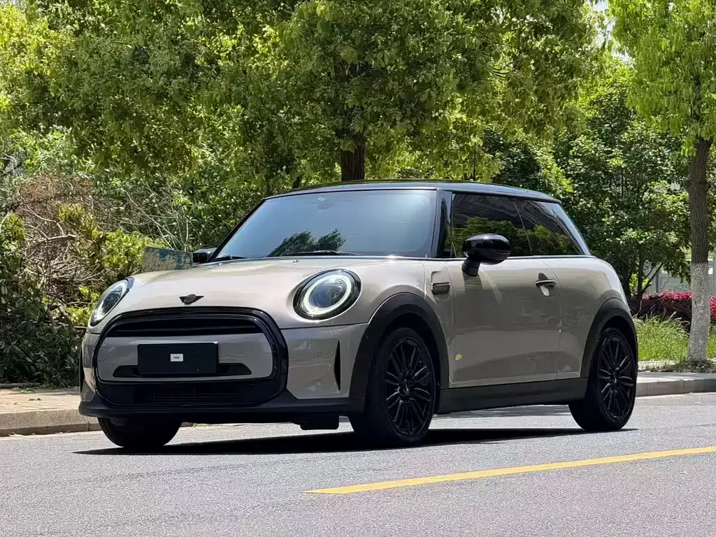 MINI 2022 1.5T COOPER Artist