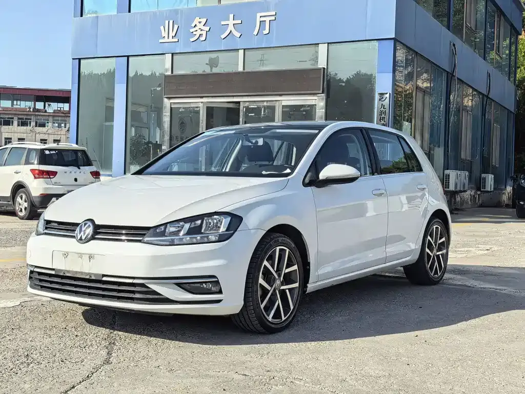 Golf 2020 200TSI DSG comfort model