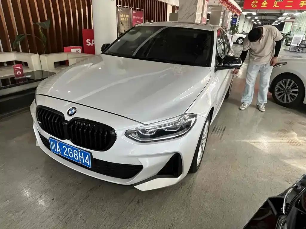 BMW 1 Series 2021 120i M Sports Night Edition