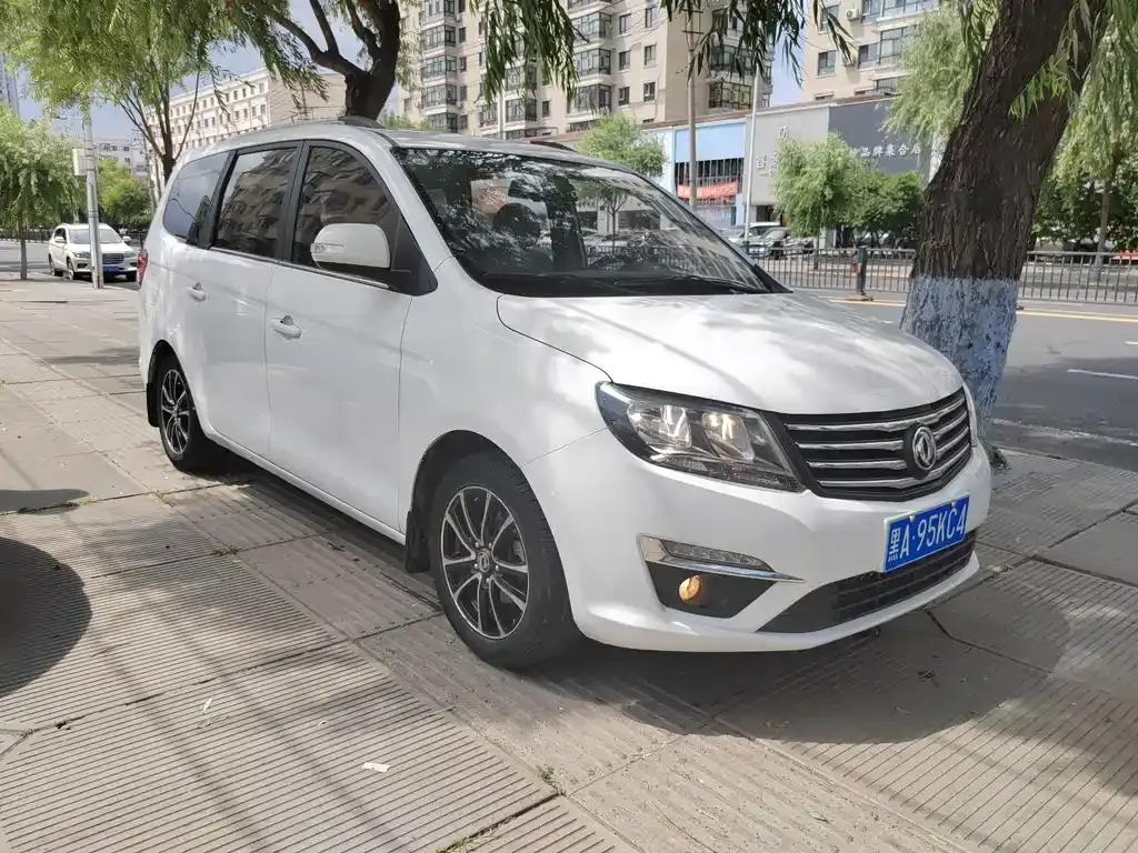 Fengxing S500 2016 1.6L CVT exclusive model