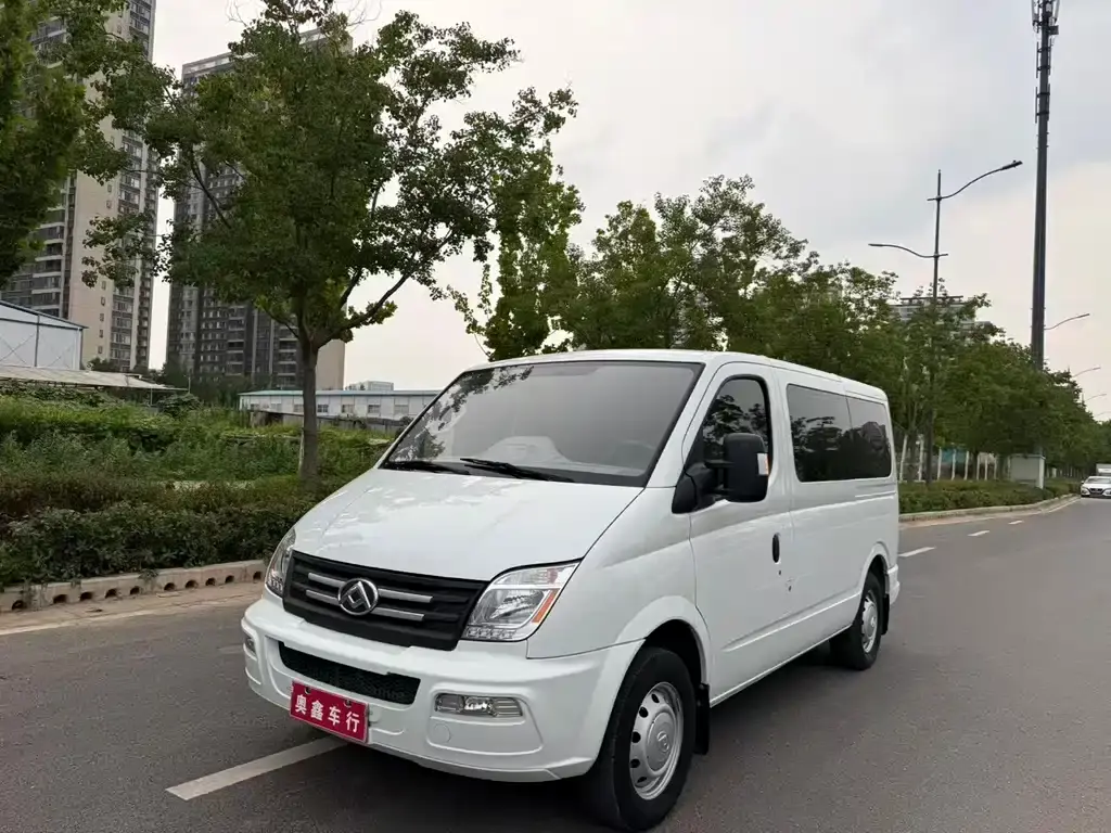 Xintu V80 2023 2.0T manual classic Aoyuntong short-axis ultra-low roof 5/6 seats