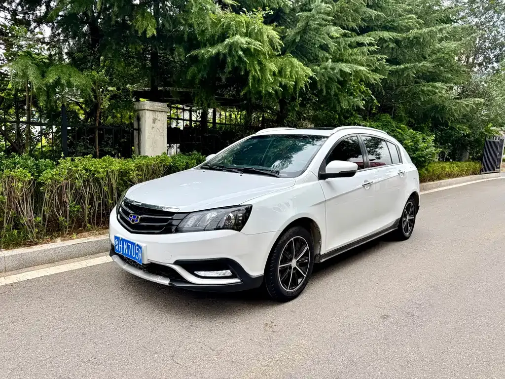 Emgrand 2016 hatchback RS 1.5L manual upward version