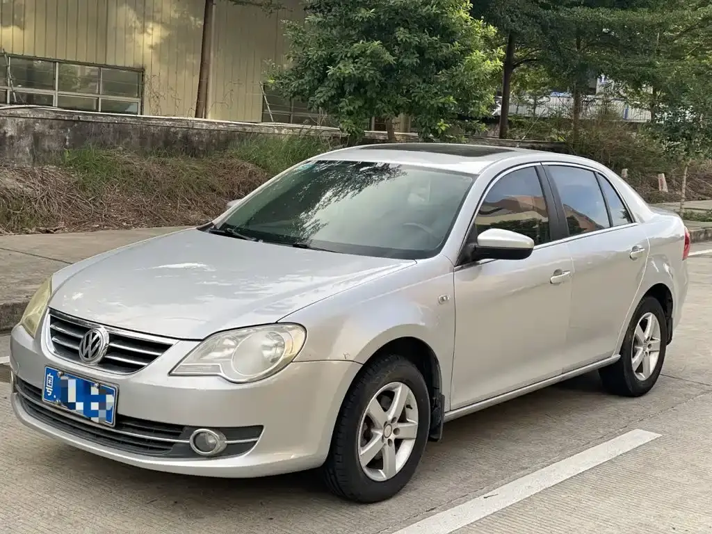 Bora 2008 2.0L automatic luxury model