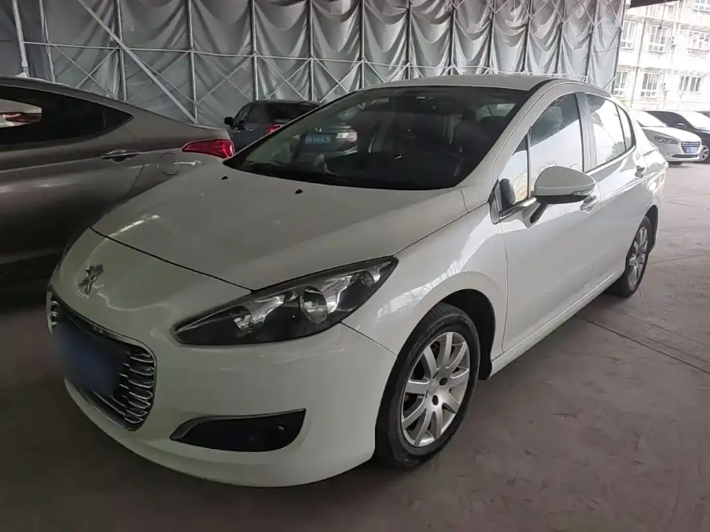 Peugeot 308 2014 Enjoy Edition Classic 1.6L Manual Premium Type