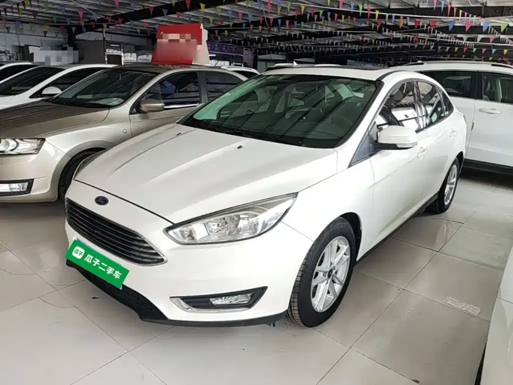 Focus 2017 sedan 1.6L manual stylish smart mobility version