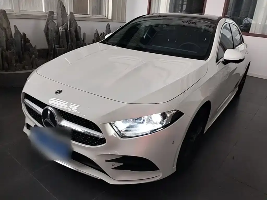 Mercedes-Benz A-Class 2022 facelift A 180 L sports sedan