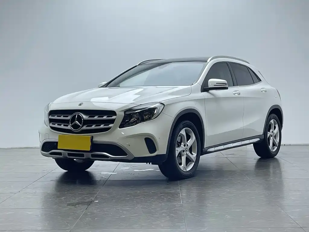 Mercedes-BenzGLA 2019 GLA 200 Dynamic