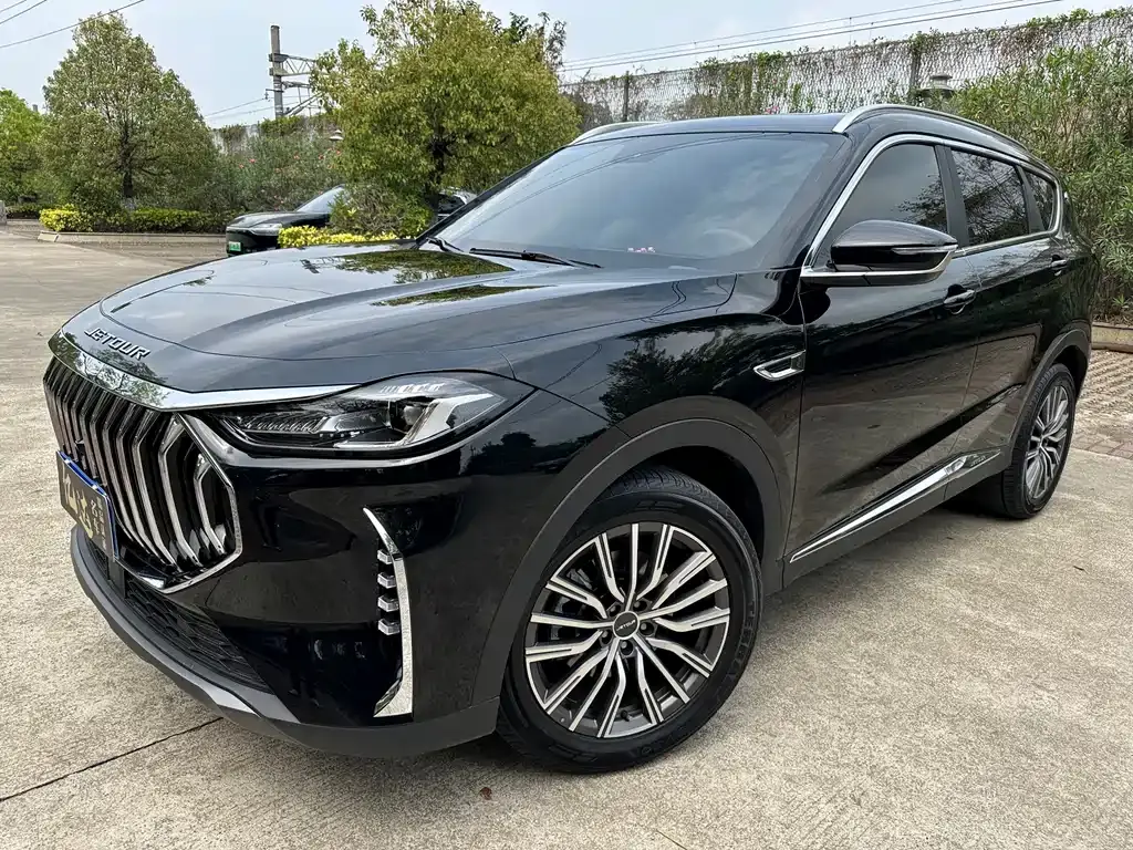 Jietu X70 PLUS 2025 Champion Edition 1.5T DCT Champion PRO 5 seats