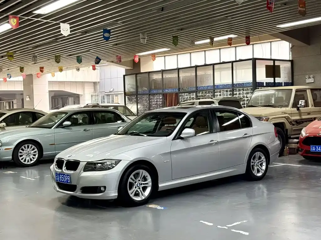 BMW 3 Series 2011 320i Fashion
