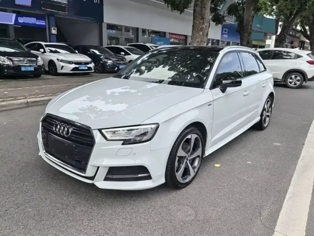 Audi A3 2020 Sportback 35 TFSI Sports National V