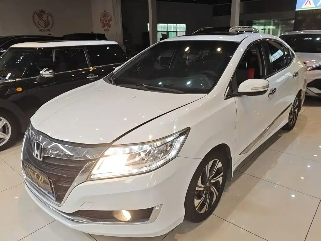 Lingpai 2016 1.8L CVT Deluxe Edition