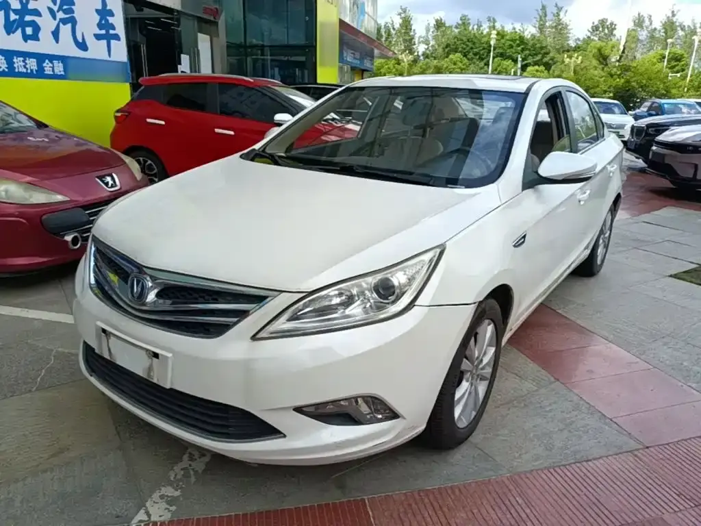 Eado 2014 1.6L manual premium model