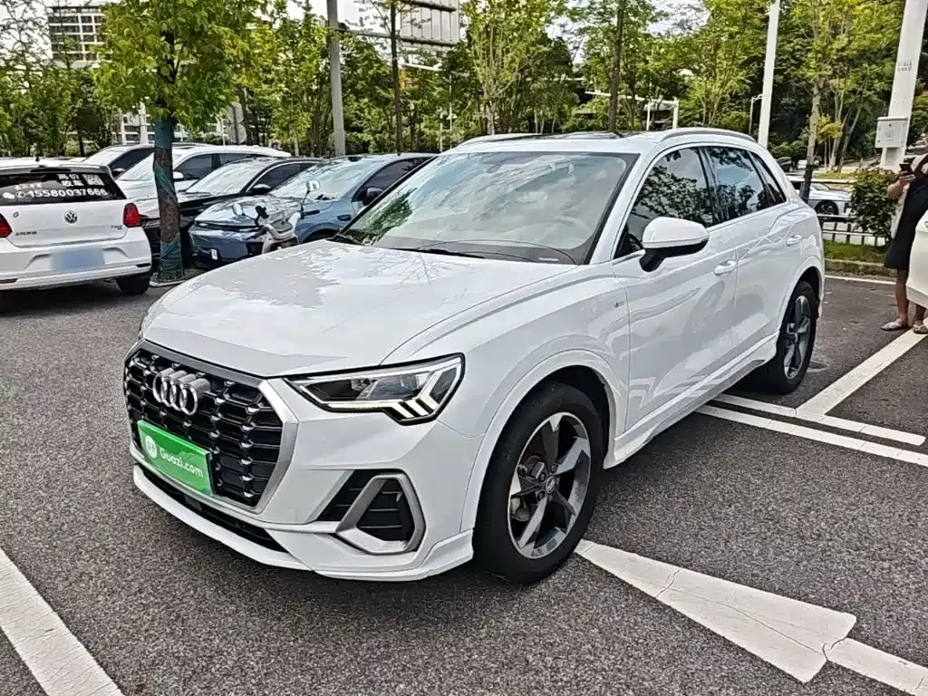 Audi Q3 2020 35 TFSI Fashionable and Dynamic