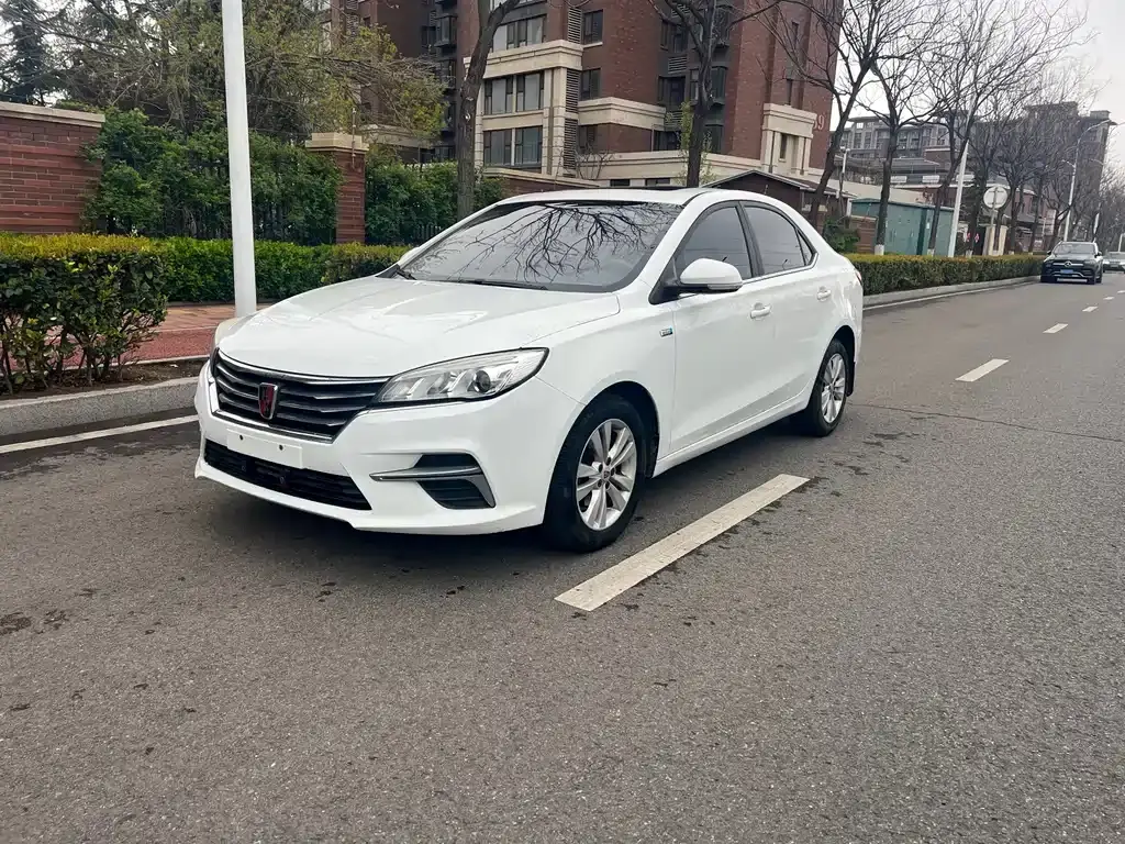 Roewe 360 ​​2018 PLUS 1.5L Automatic Exclusive Edition