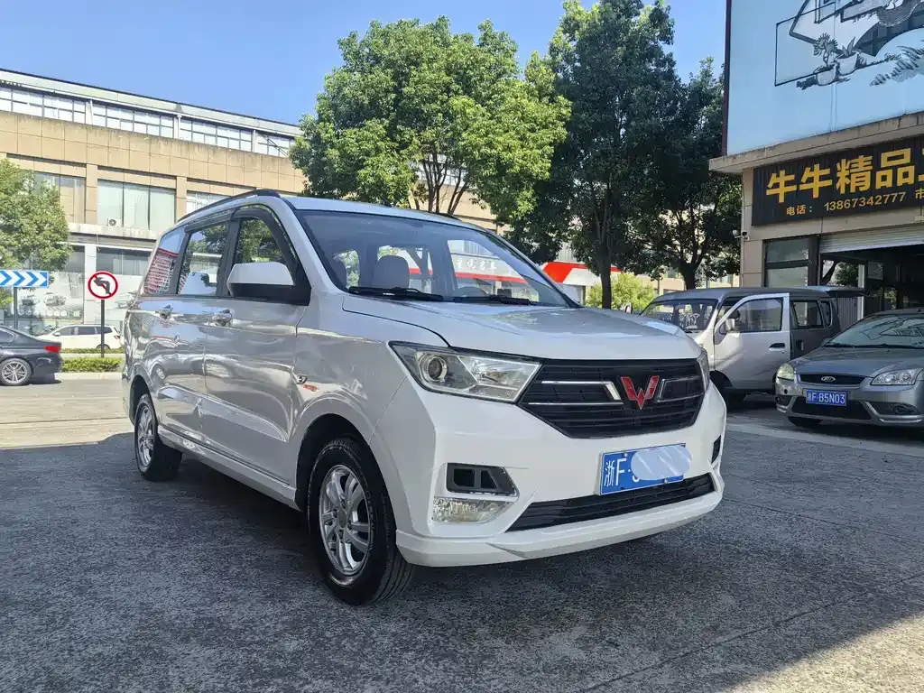 Wuling Hongguang 2018 1.5L Classic S Basic Model