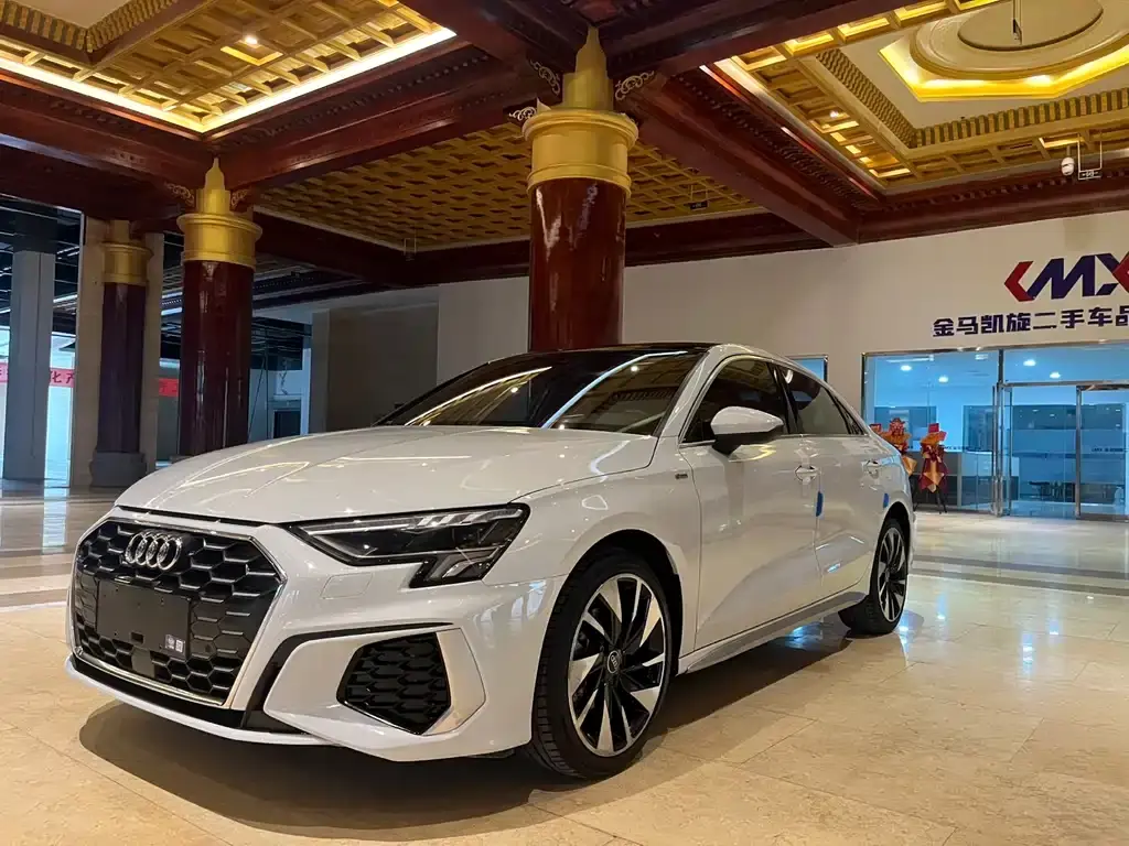 Audi A3 2023 A3L Limousine 35 TFSI Fashionable and Sporty