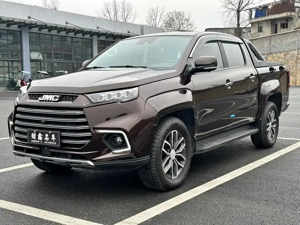 Yuhu 9 2022 2.0T automatic diesel four-wheel drive supreme model