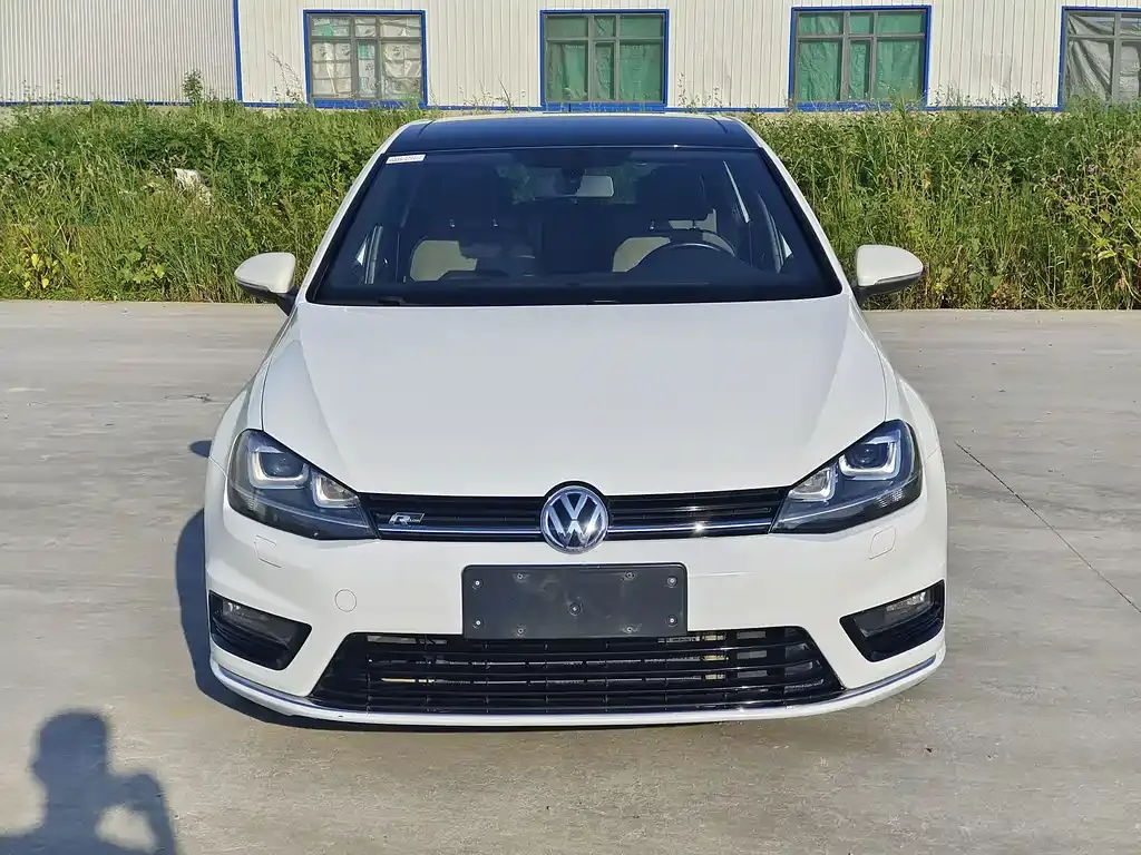 Golf 2016 1.4TSI automatic R-Line