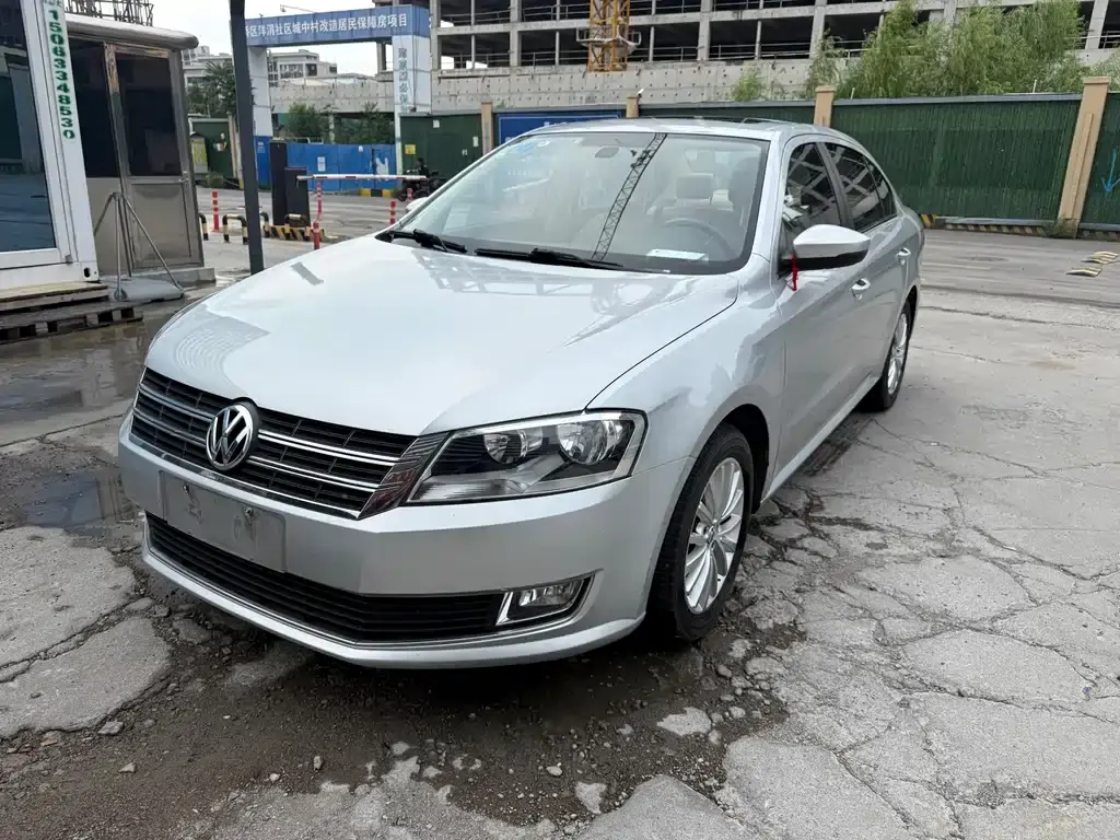 Lavida 2013 1.6L automatic luxury version