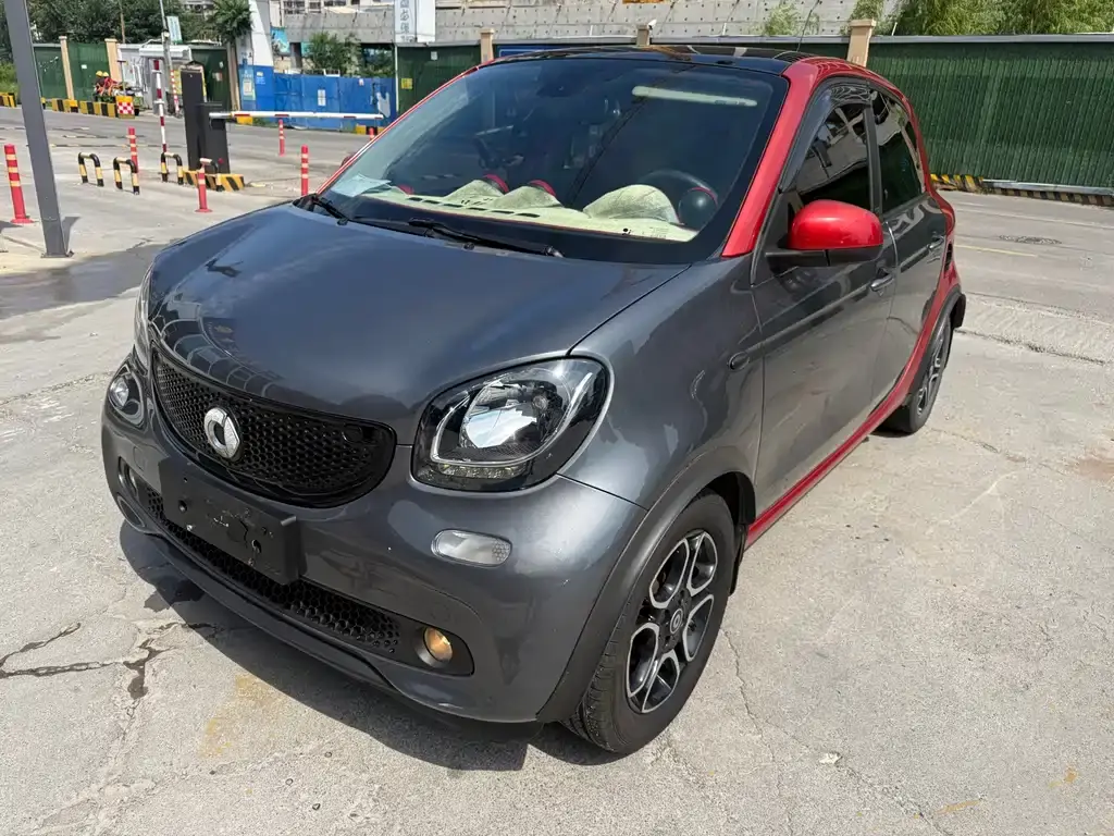 smart forfour 2016 0.9T 66kW Pioneer Edition