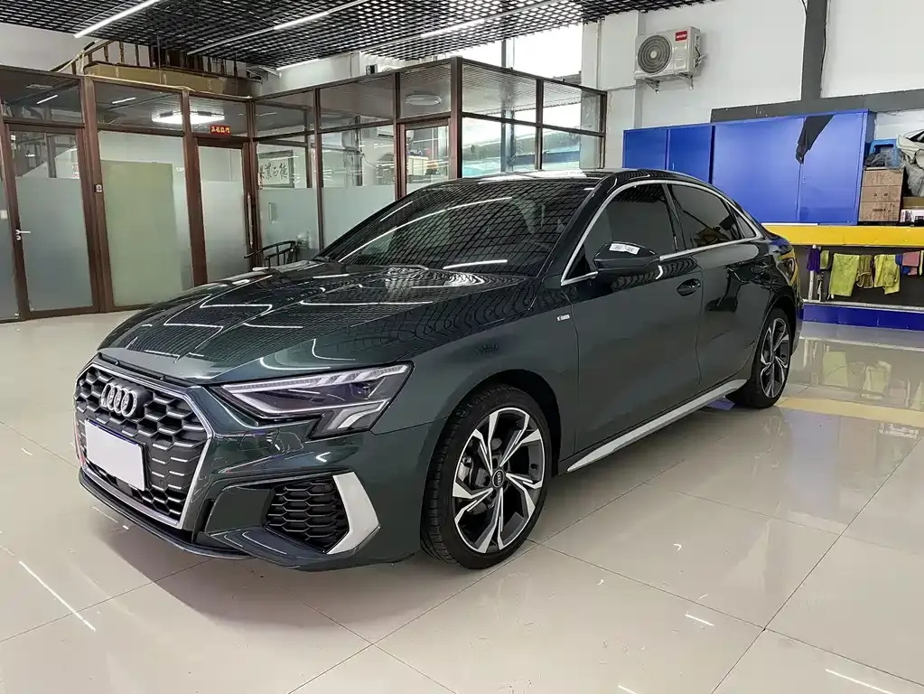 Audi A3 2023 A3L Limousine 35 TFSI luxury sports model