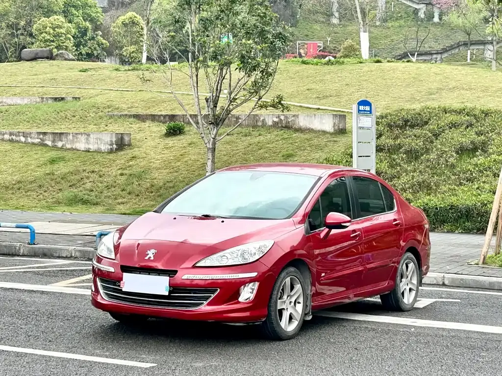 Peugeot 408 2013 2.0L automatic luxury version