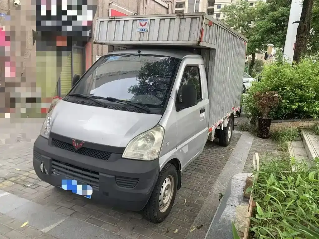 Wuling Rongguang small truck 2019 1.5L basic single row L3C