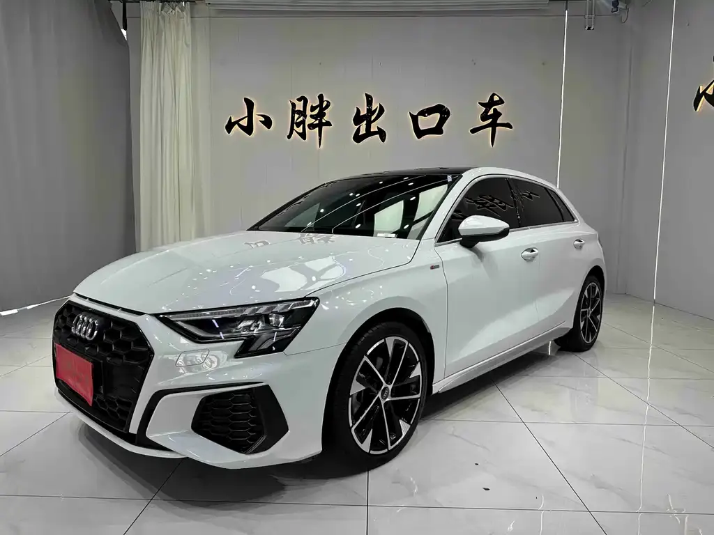Audi A3 2022 Sportback 35 TFSI stylish and sporty