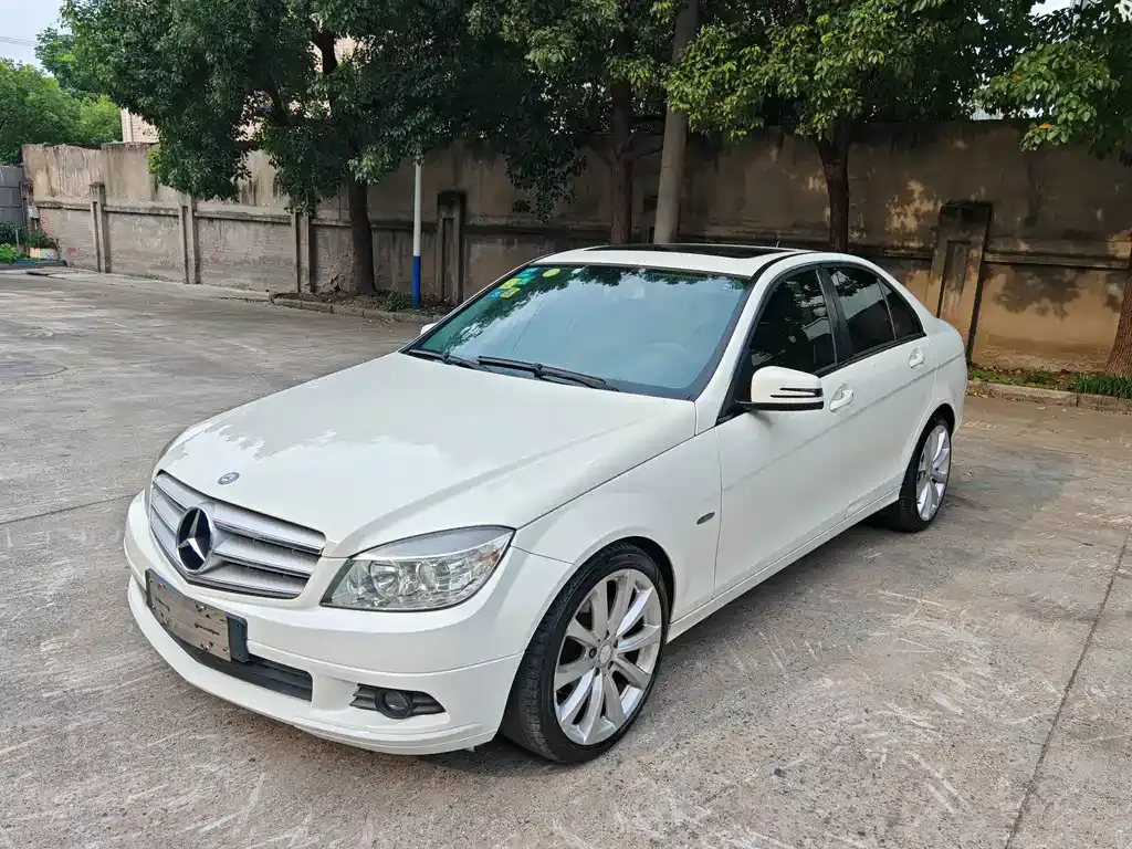 Mercedes-Benz C-Class 2011 C 180K Classic