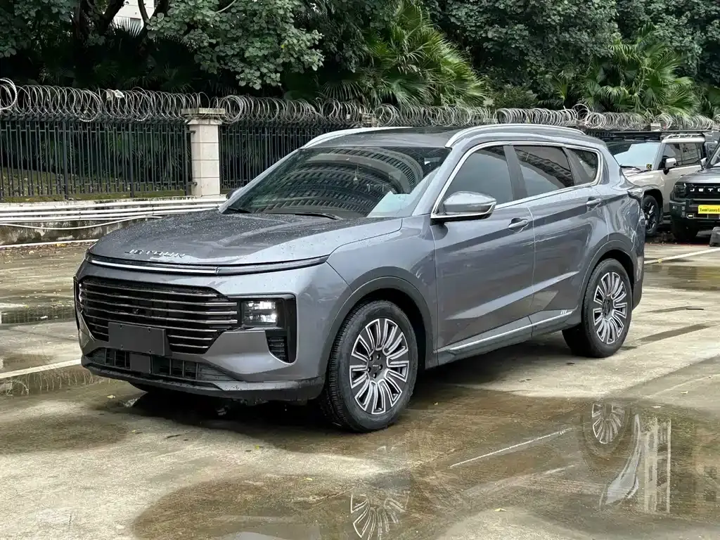 Jietu X70 PLUS 2025 1.5T luxury version 7 seats