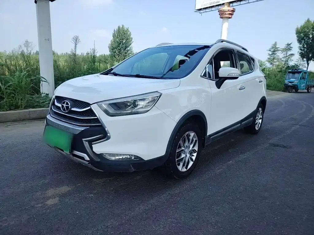 Refine S3 2014 1.5L manual luxury model